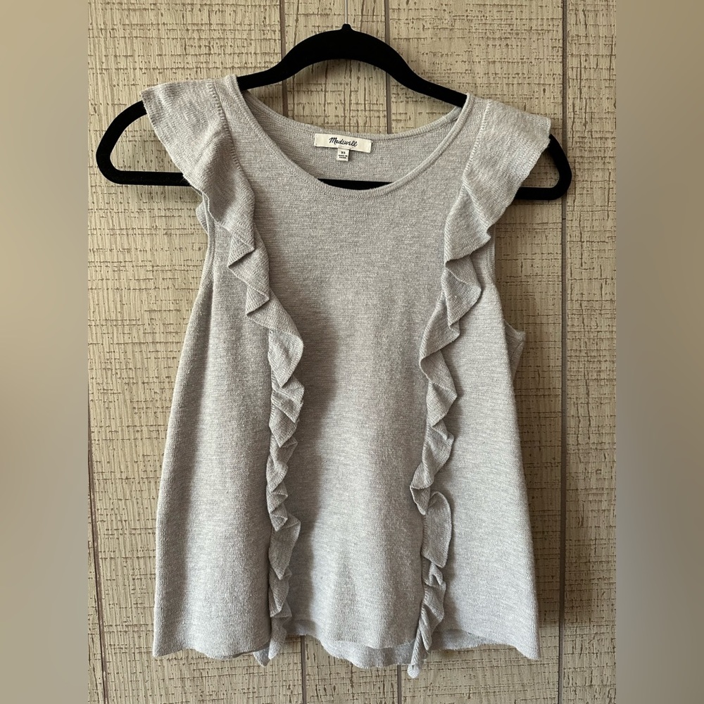 Very cute gray Madewell knit tank with ruffles Size XS